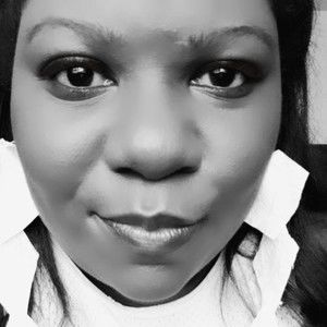 Meet your Posher, Candace